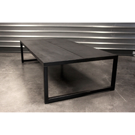 Журнальный стол из бетона