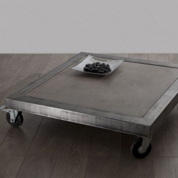 Кофейный столик из бетона